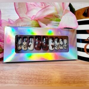 Nail Art & Co: Brown Square #1